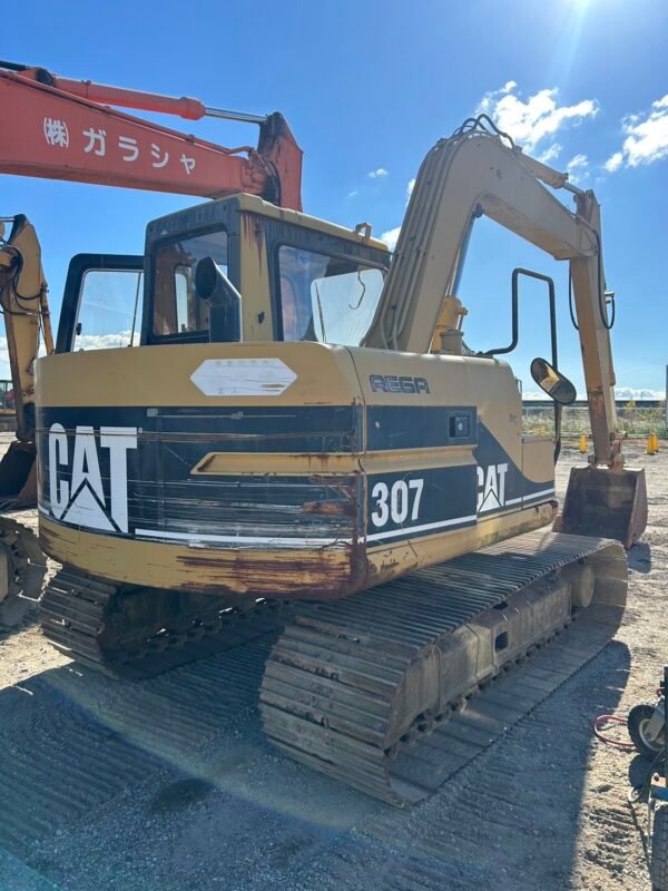 Caterpillar 307 - Image 4