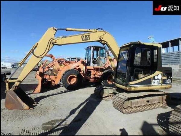 Caterpillar 307 - Image 3